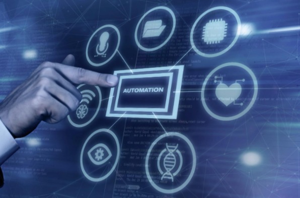 How AI Agents Are Redefining Custom Application Development in 2025?